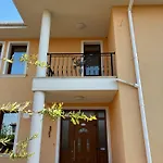 Rose Villa