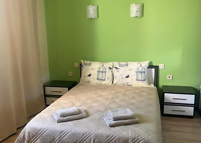 فيلة Rose Trastikovo